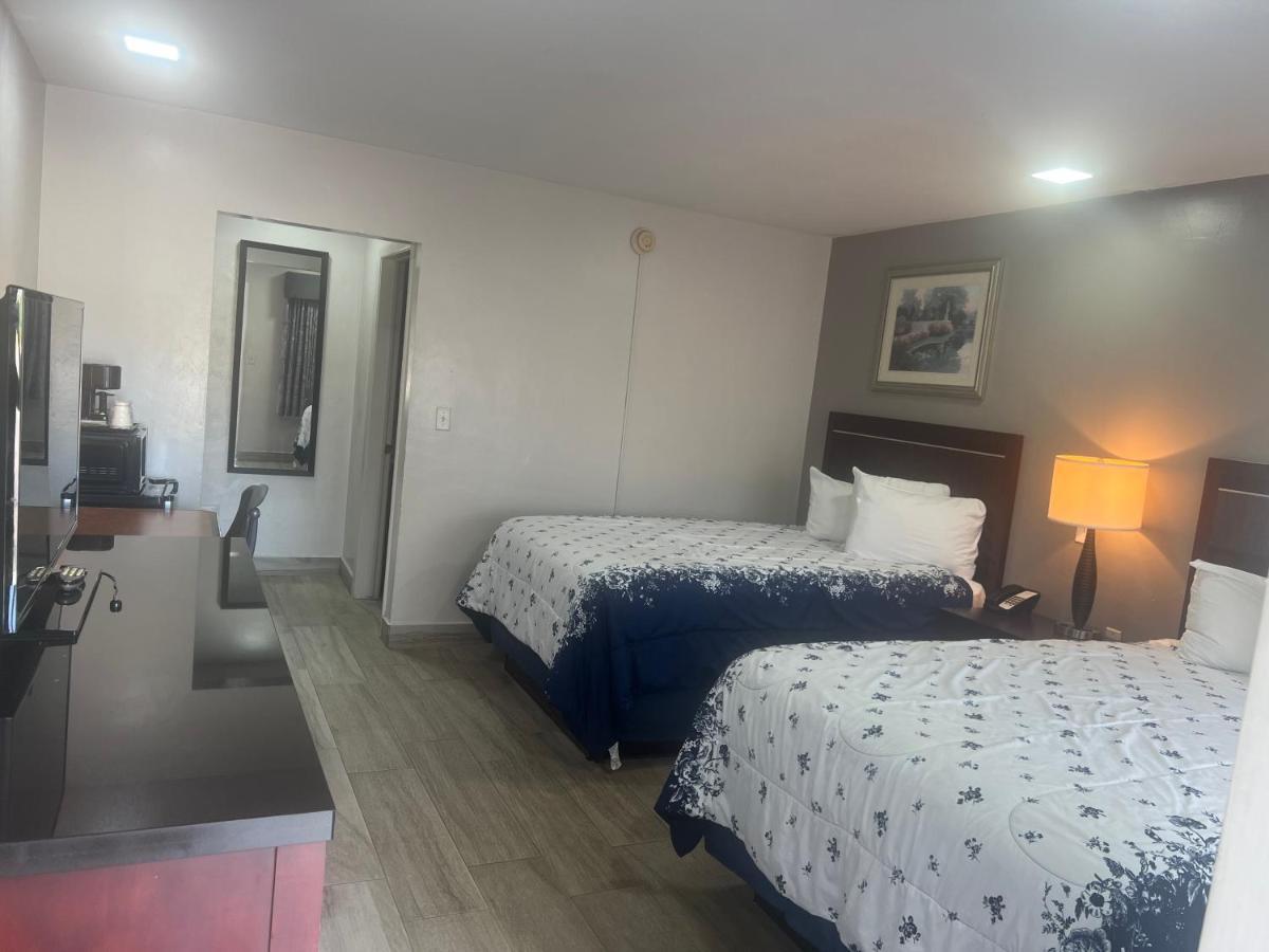 Flamingo Inn Sarasota Extérieur photo